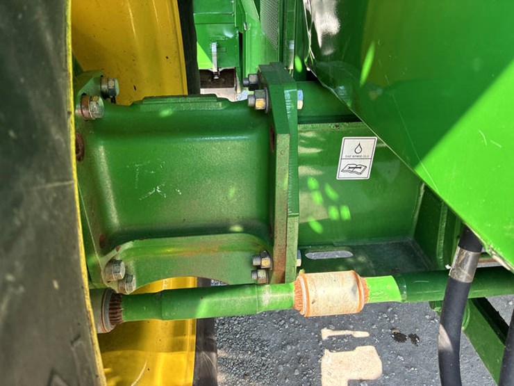 2013-john-deere-s690-image-35