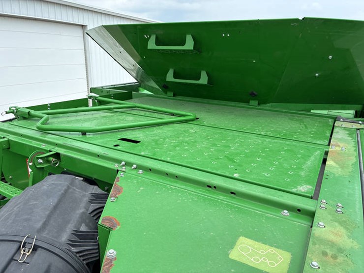 2016-john-deere-s680-image-97