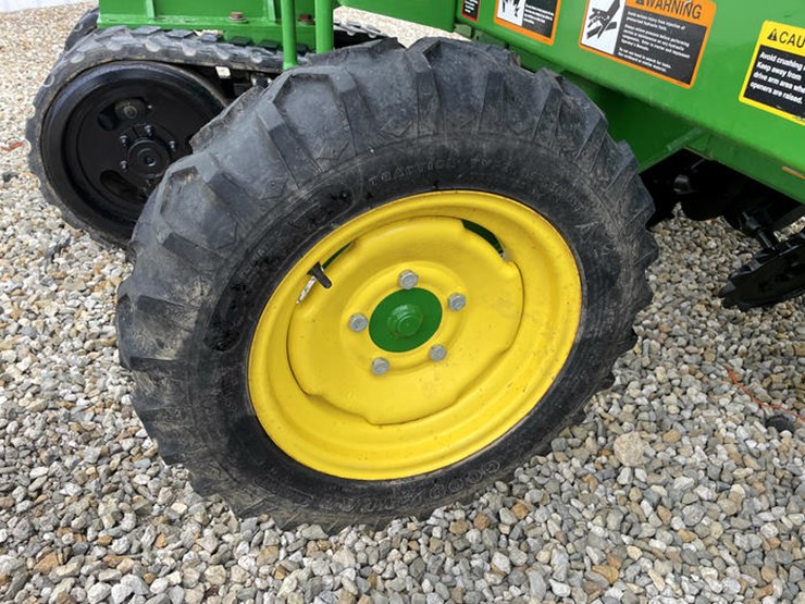 2017-john-deere-1990-image-71