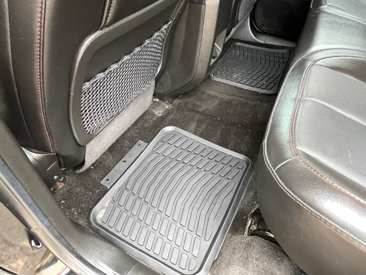 2015-gmc-terrain-slt-image-69