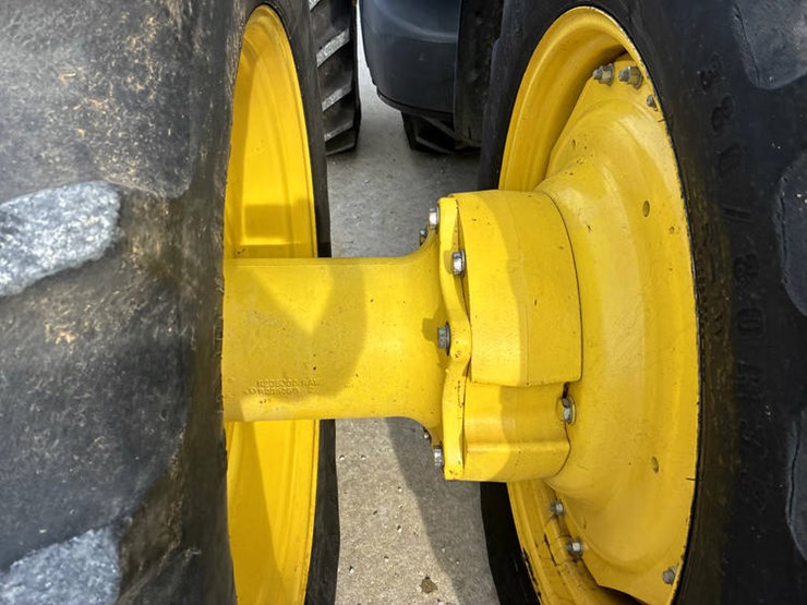 2012-john-deere-8360r-image-54