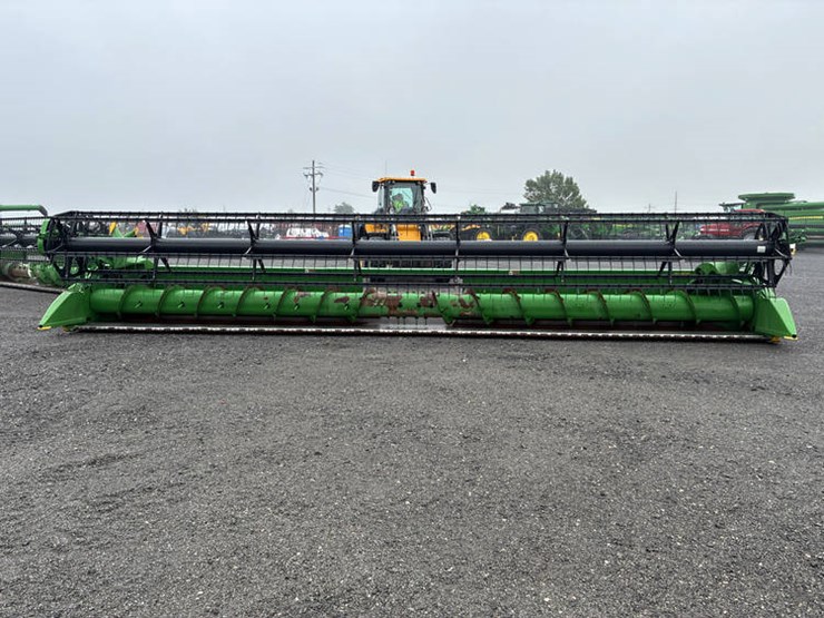 2013-john-deere-635f-image-5