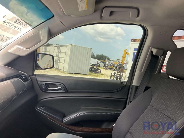 2018-chevrolet-tahoe-image-12