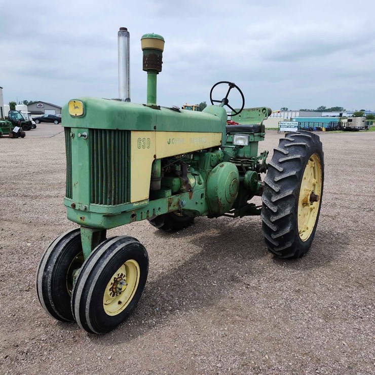JOHN DEERE 630