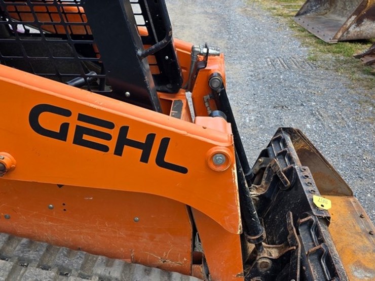 2020-gehl-rt105-image-9