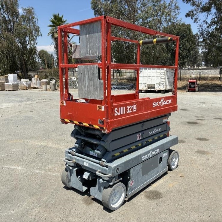 2012 SKYJACK SJIII3219