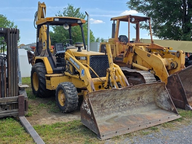1995-john-deere-310d-image-1