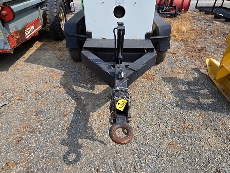 whisperwatt-45kw-towable-generator-(runs)-image-15