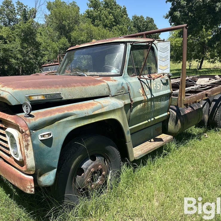 1968 FORD F600
