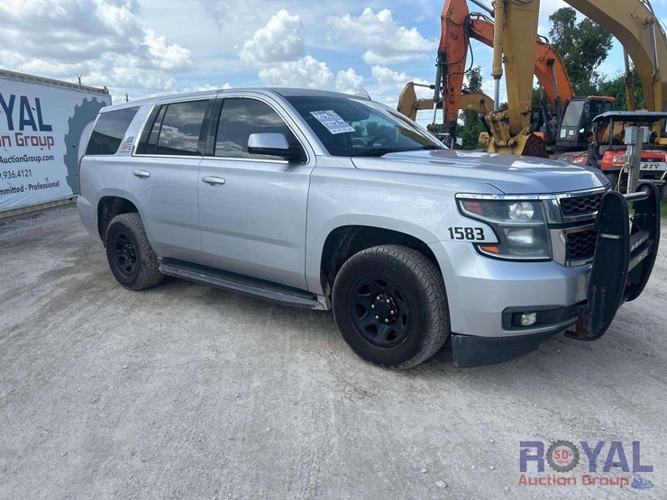 2015-chevrolet-tahoe-image-2