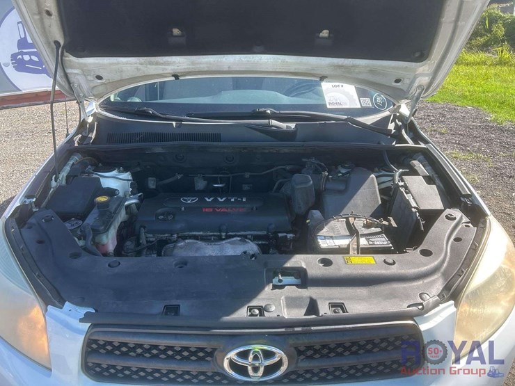 2008-toyota-rav4-image-9