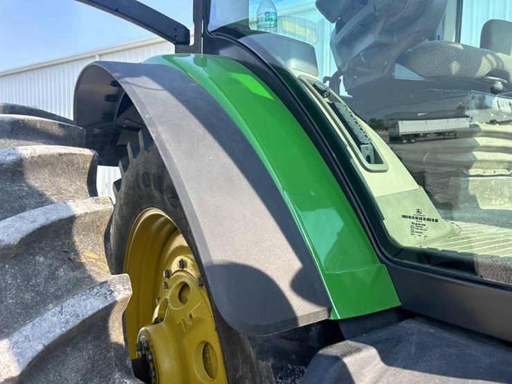 2012-john-deere-8285r-image-21