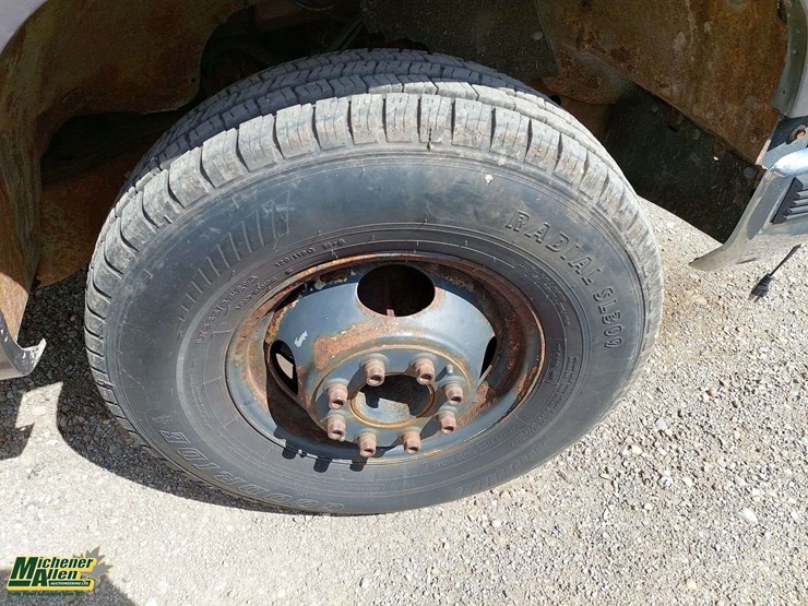 1992-chevrolet-3500-image-22