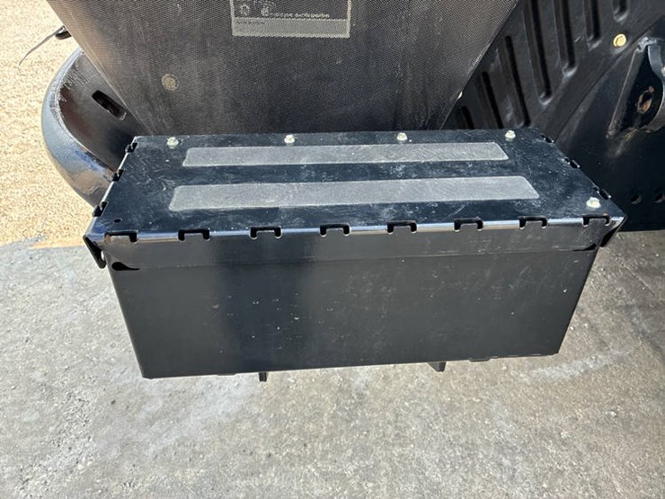 2021-new-holland-t9.565-image-45