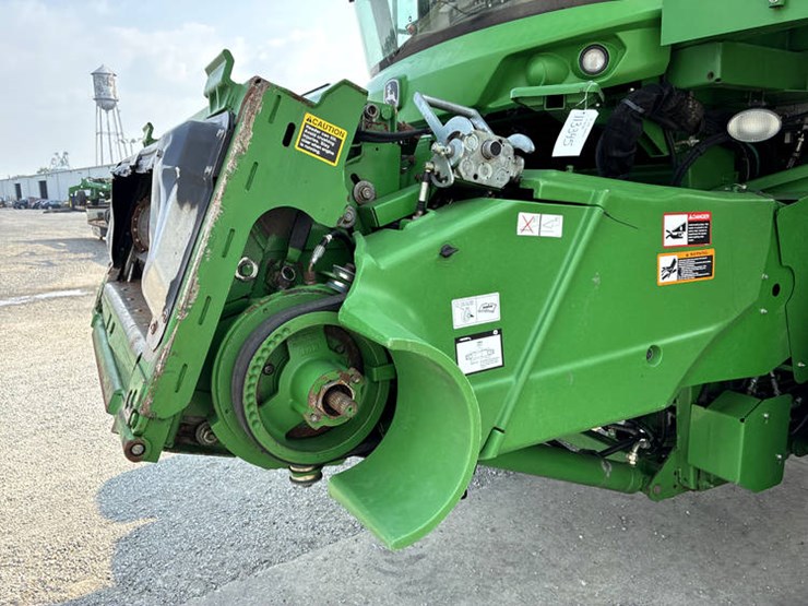2014-john-deere-s690-image-9
