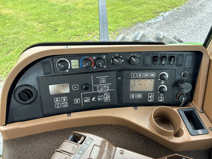 2009-john-deere-8430-image-69