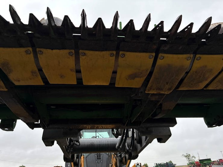 2013-john-deere-635f-image-37