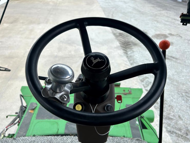 2001-john-deere-9550-image-90