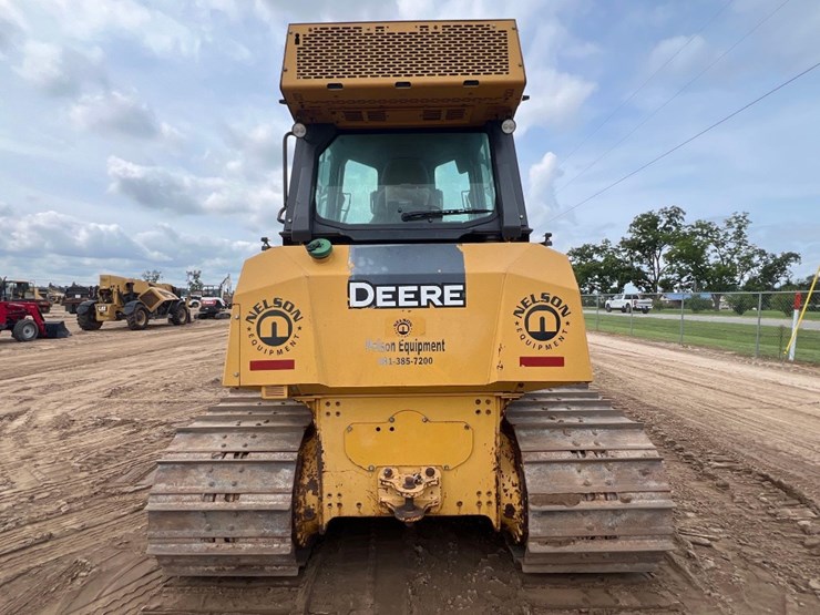 2020-deere-700k-lgp-image-3