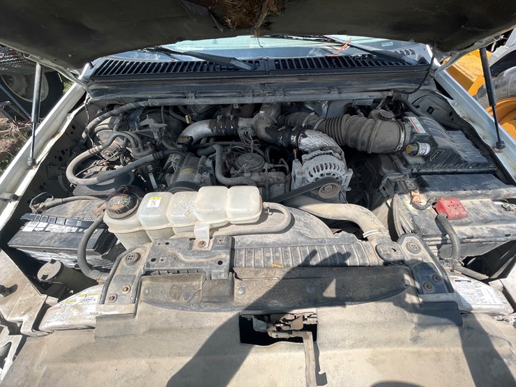 1999-ford-f550-xl-image-15