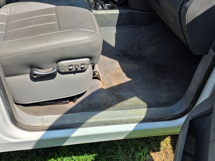 2006-dodge-ram-3500-image-51