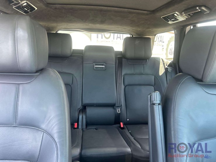 2018-land-rover-range-rover-image-32