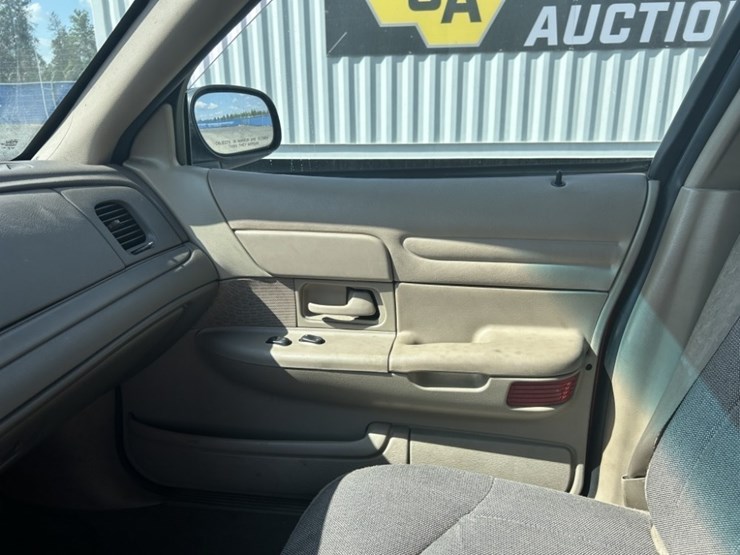 2000-ford-2000-image-13