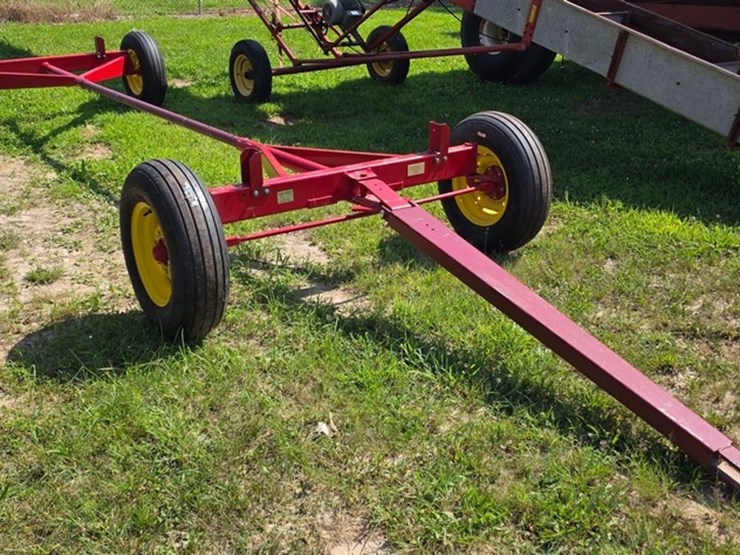 new-farm-bilt-6-lug-running-gear-image-1