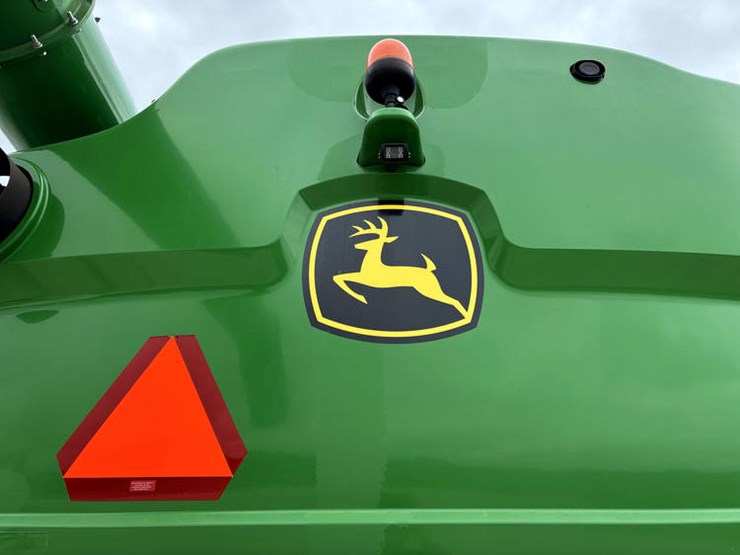 2014-john-deere-s680-image-26