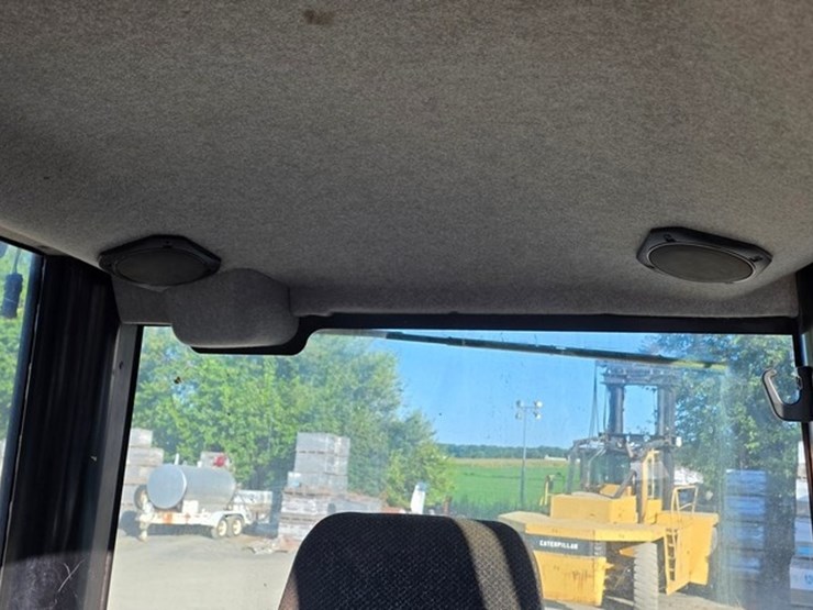 2019-caterpillar-d6n-lgp-image-72