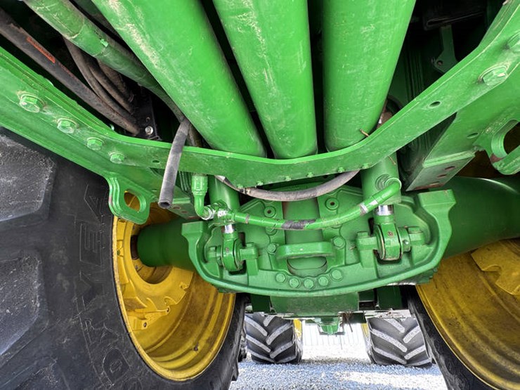 2017-john-deere-9570r-image-42