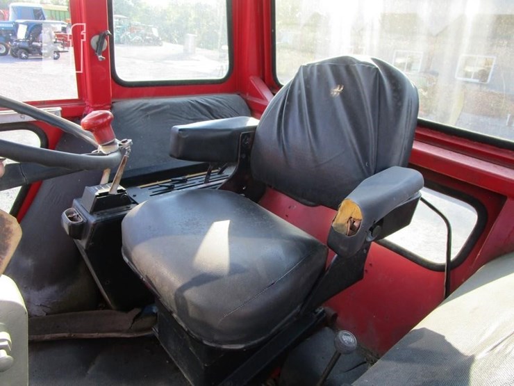 massey-ferguson-1085-image-12