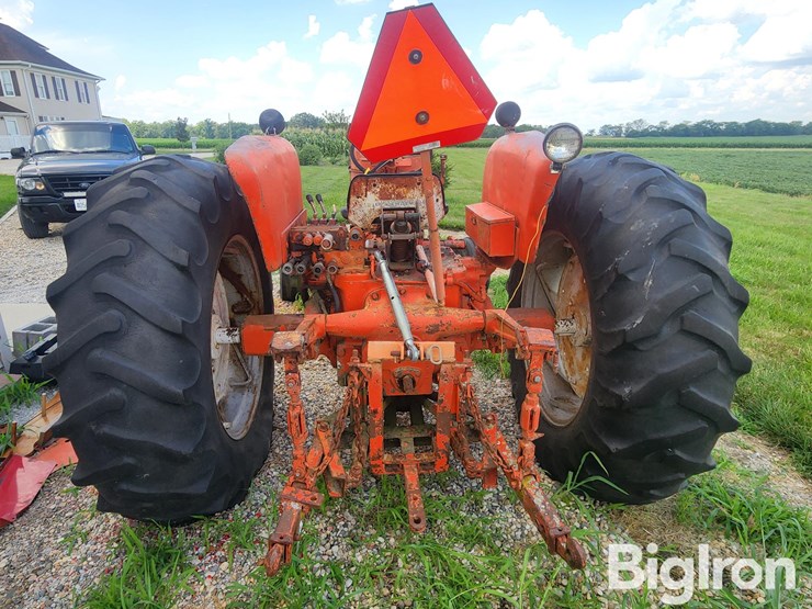 1965-allis-chalmers-d19-image-6