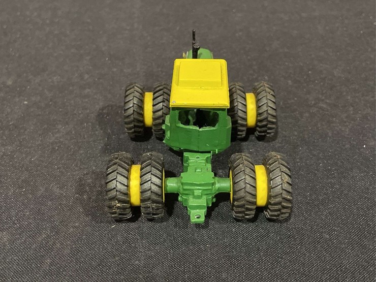 john-deere-7520-image-5