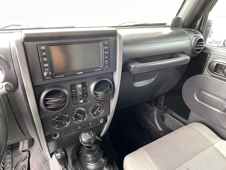 2007-jeep-wrangler-unlimited-sahara-image-63