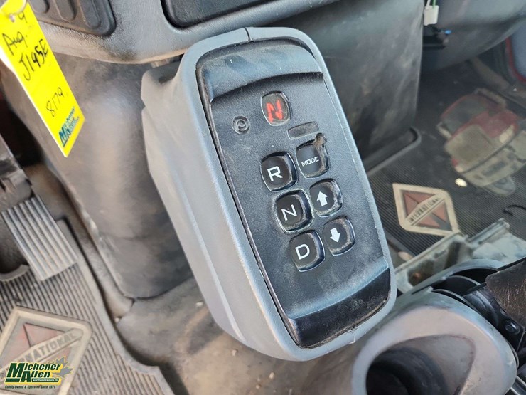 2006-international-durastar-4300-image-10