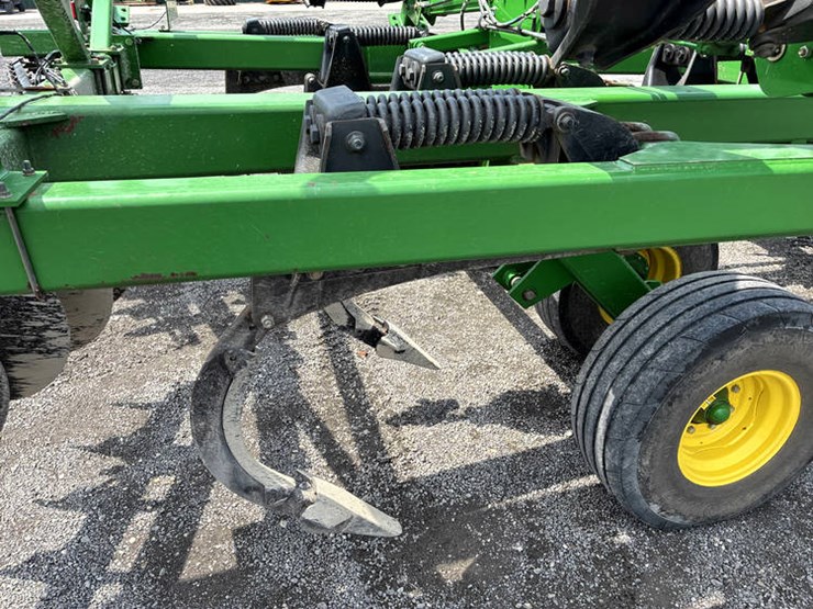 john-deere-512-image-38