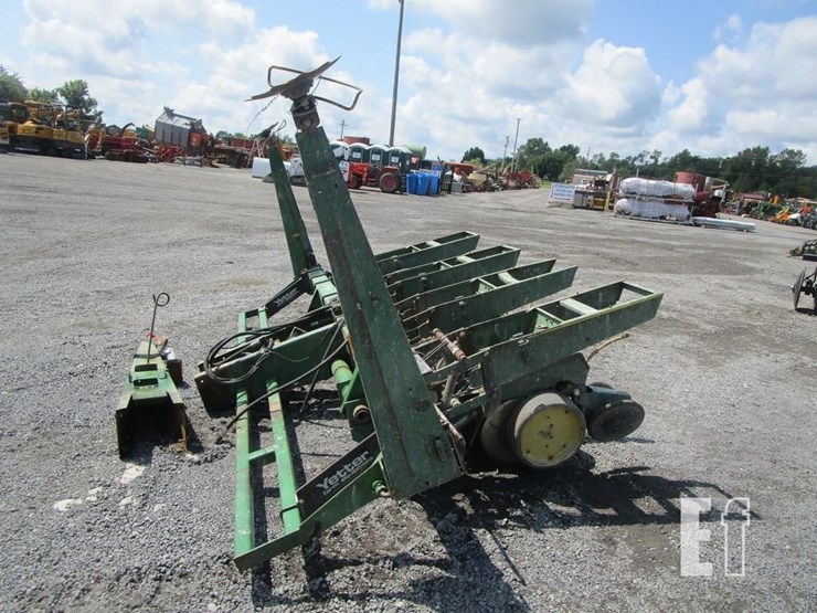 john-deere-7000-image-2