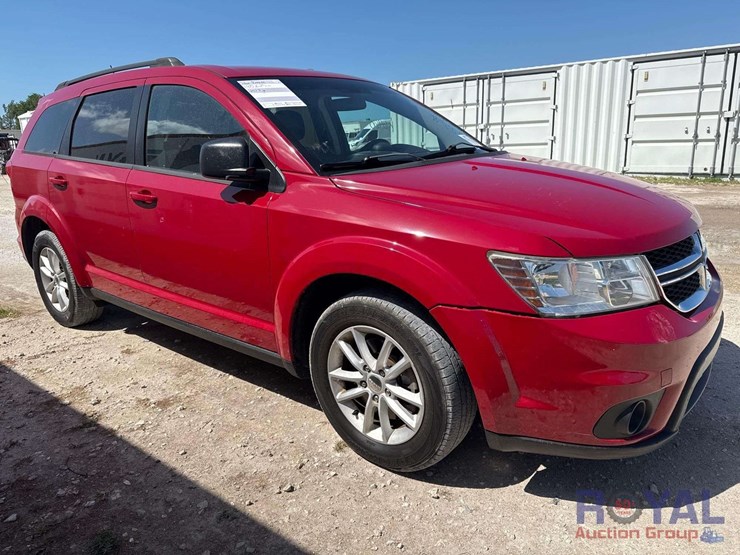 2013-dodge-journey-image-2