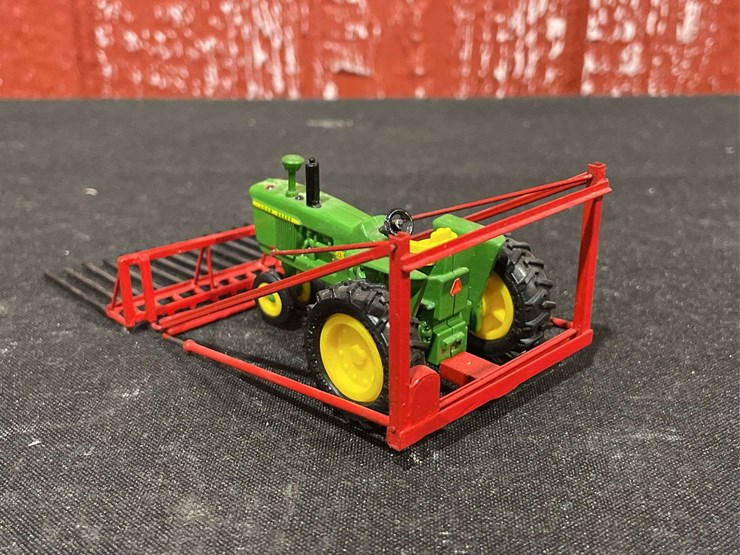 john-deere-3010-image-3