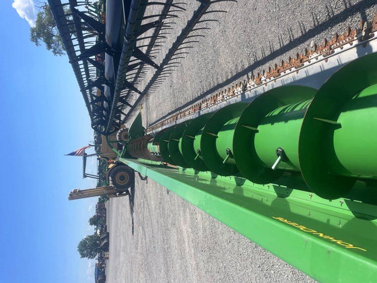 2013-john-deere-635f-image-15