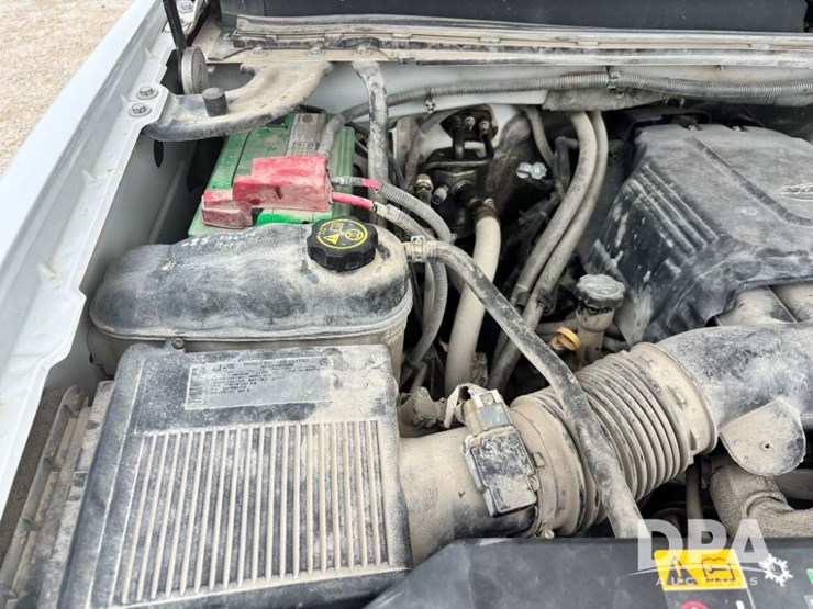 2013-chevrolet-3500hd-image-53
