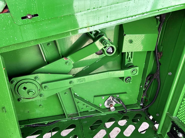 2017-john-deere-s680-image-77