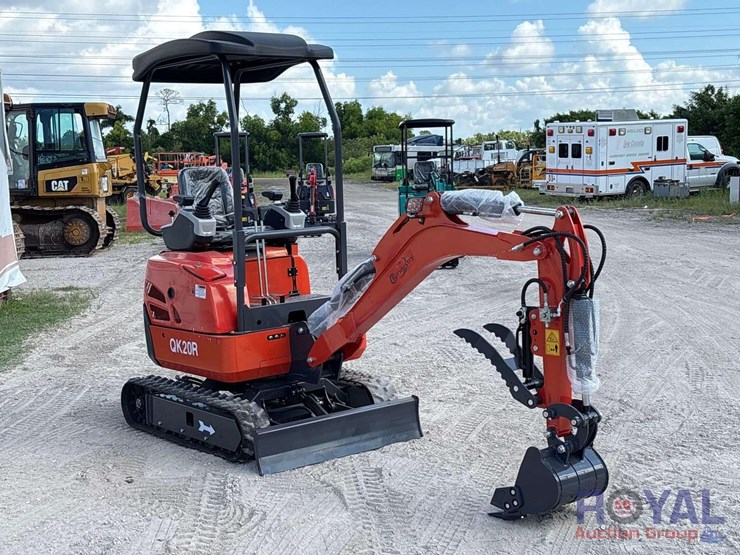 unused-2025-cfg-qk20r-mini-excavator-image-2