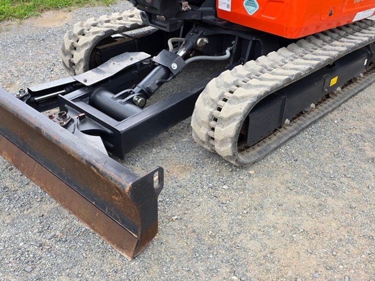 2021-kubota-kx033-4-image-11