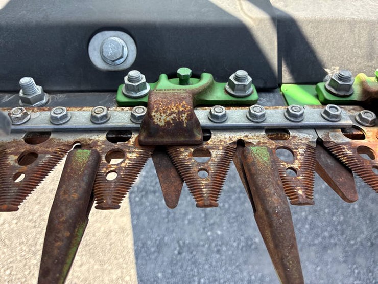 2021-john-deere-rd35f-image-32