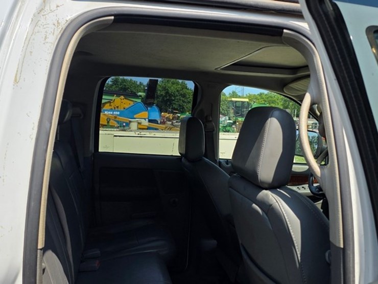 2006-dodge-ram-3500-image-49