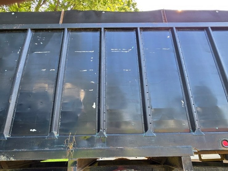 tandem-axle-silage-cart-image-12