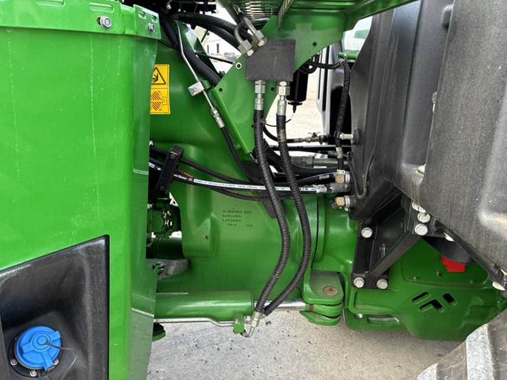 2018-john-deere-9620-image-37