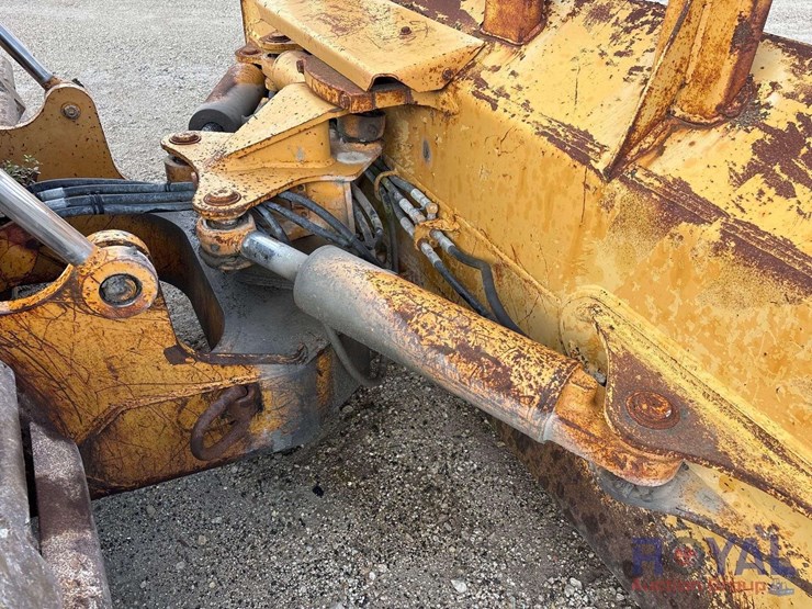 case-1150g-crawler-tractor-dozer-image-22